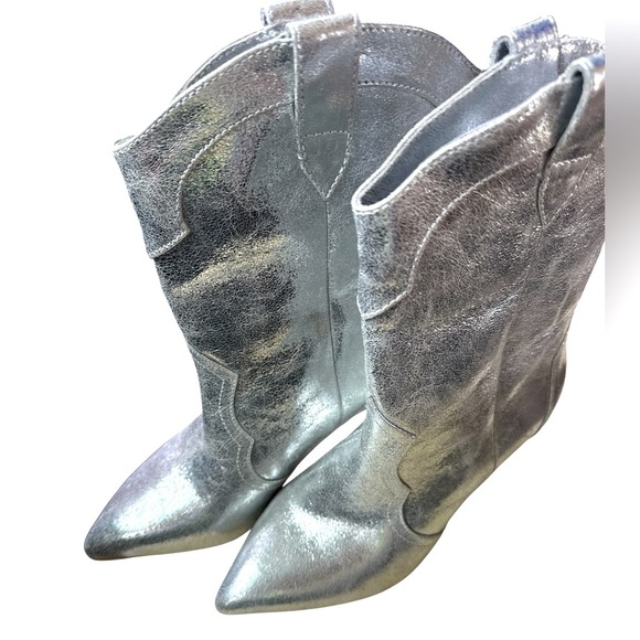 DV by Dolce Vita(Andres) Silver Women's Boots - Picture 3 of 3